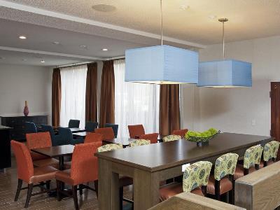 Hotel Larkspur Landing 3*